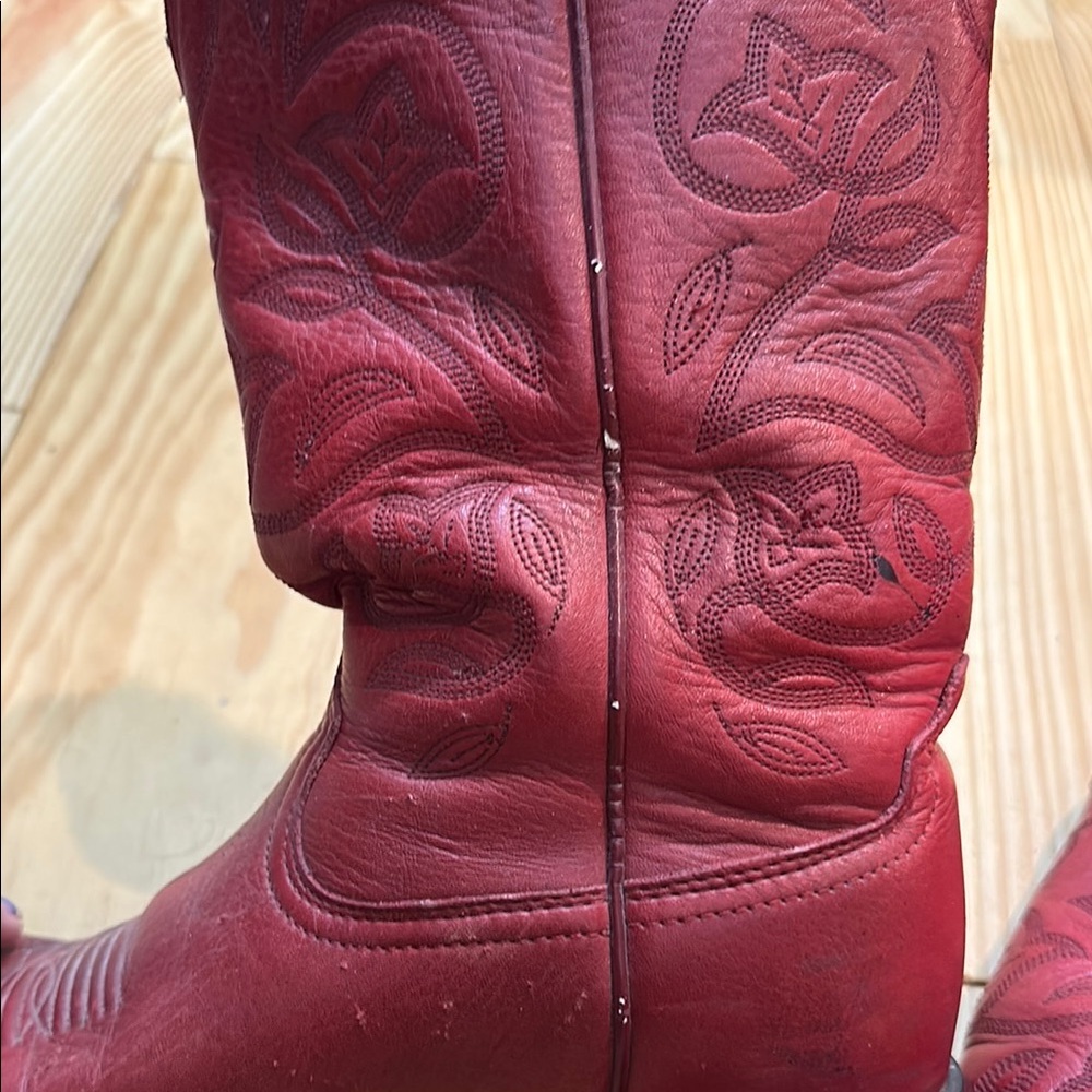 Ariat Red Leather Floral Western Heeled Boots - Picture 7 of 13